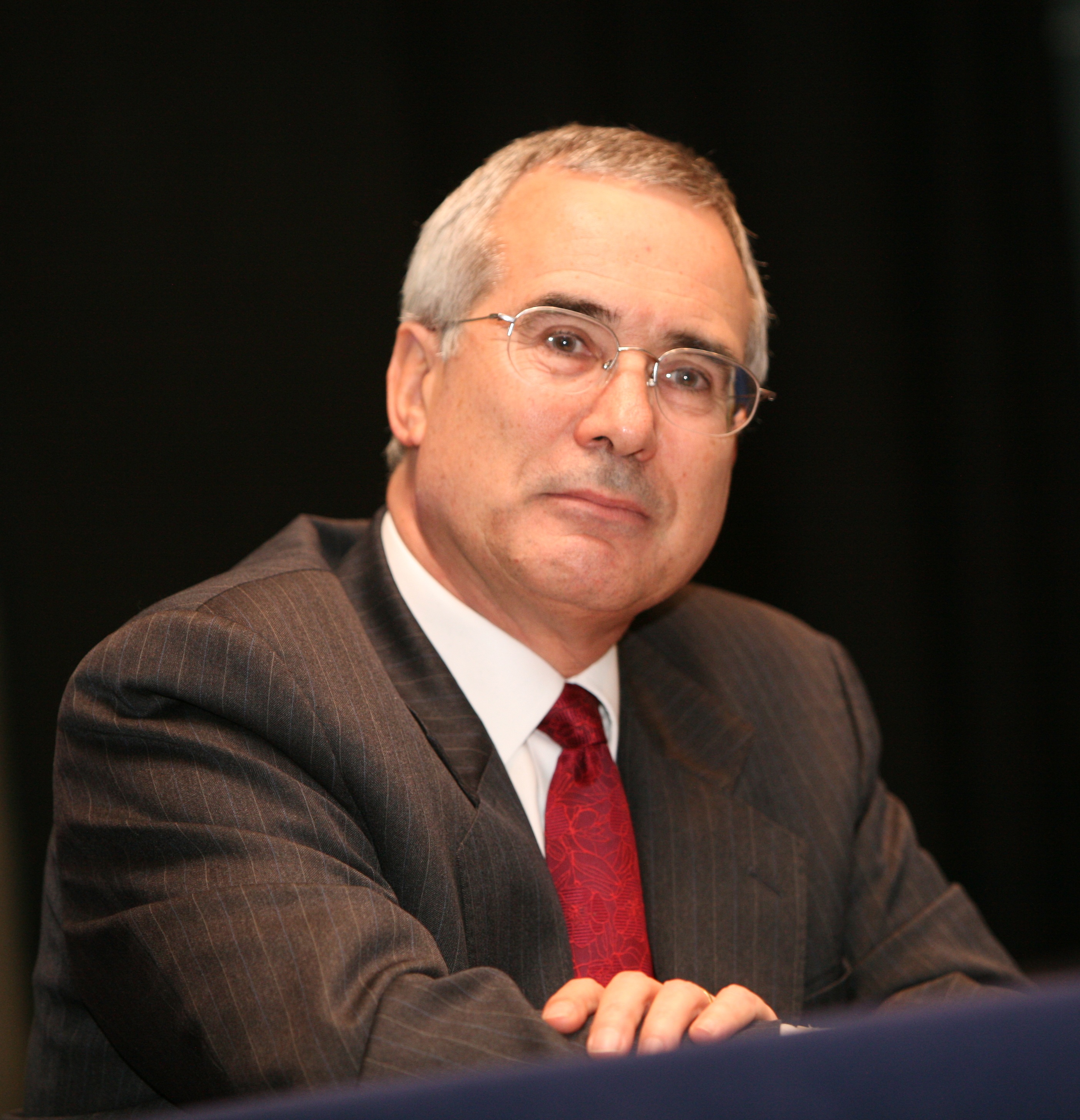 PIK gratuliert Lord Stern zur Ehrendoktorwürde PIK gratuliert Lord Stern zur Ehrendoktorwürde